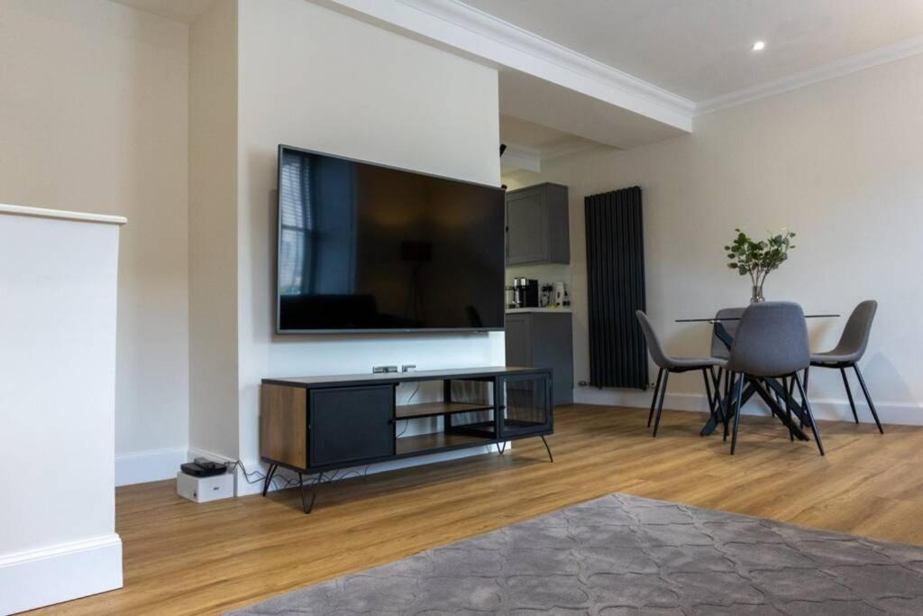 Argyle Square Apartment โอบาน ภายนอก รูปภาพ